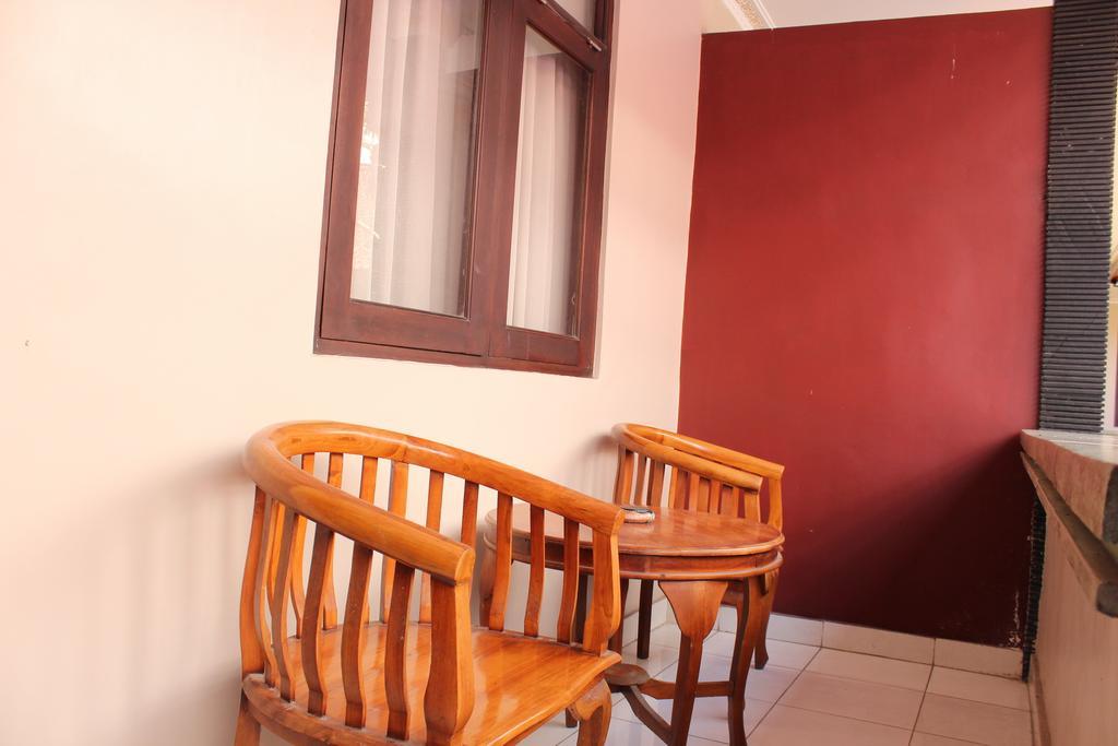Puri Ganesh Hotel Legian Exterior foto