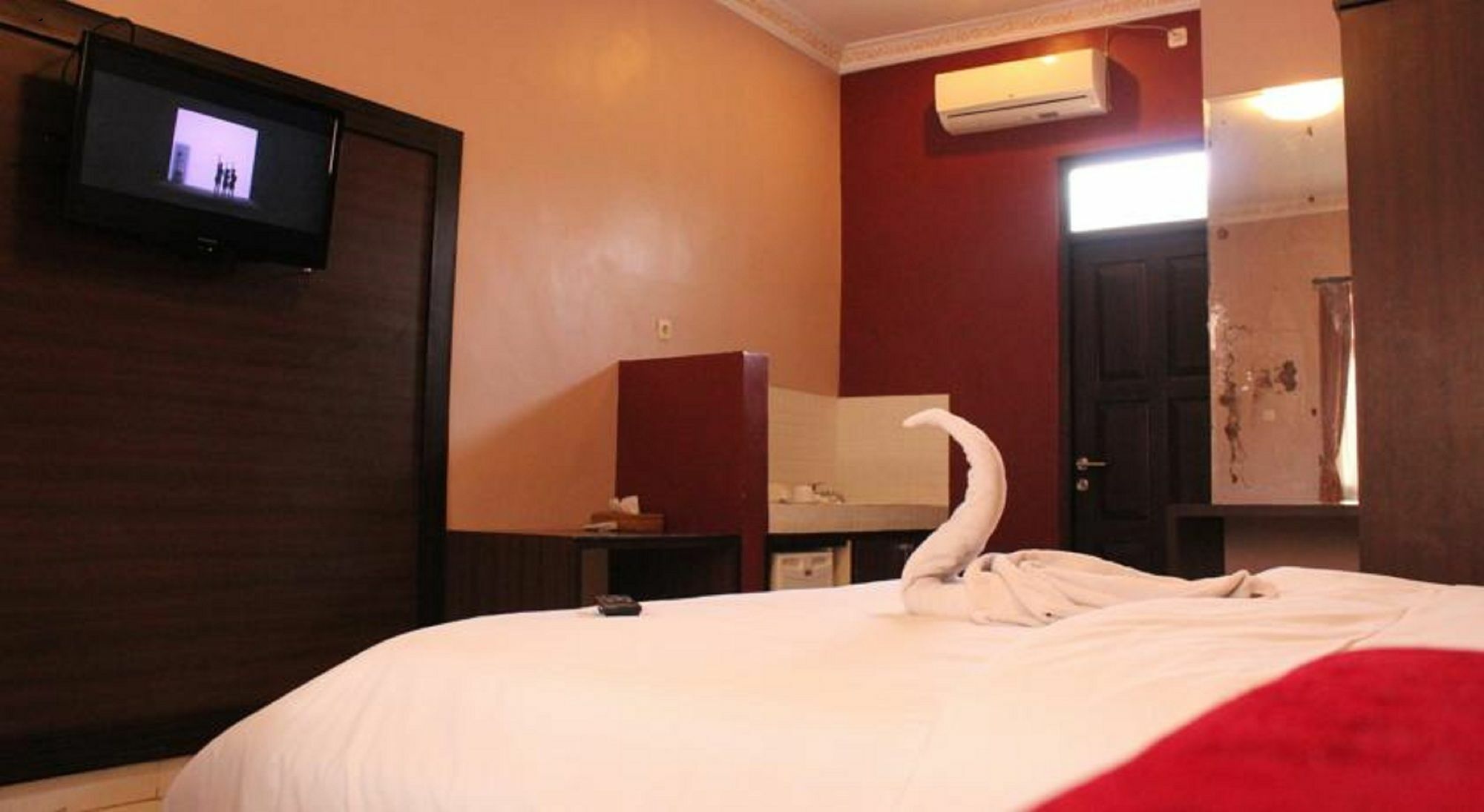 Puri Ganesh Hotel Legian Exterior foto